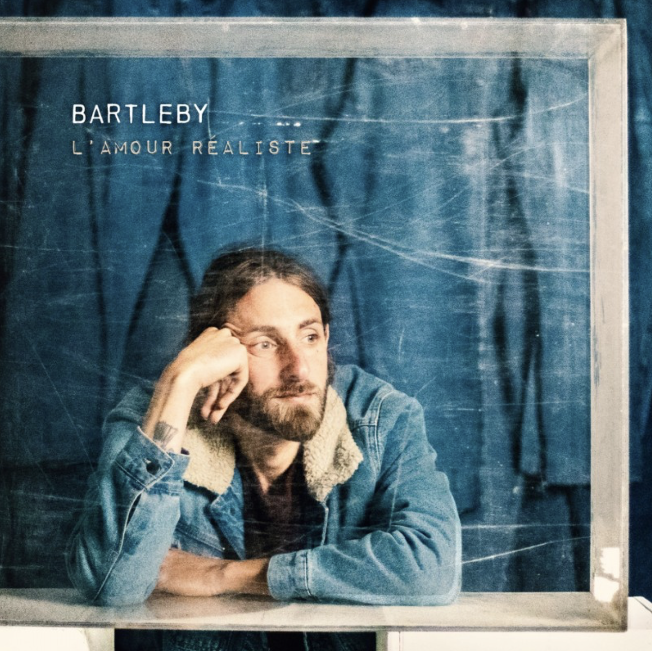 Visuel de l’EP L’Amour Réaliste